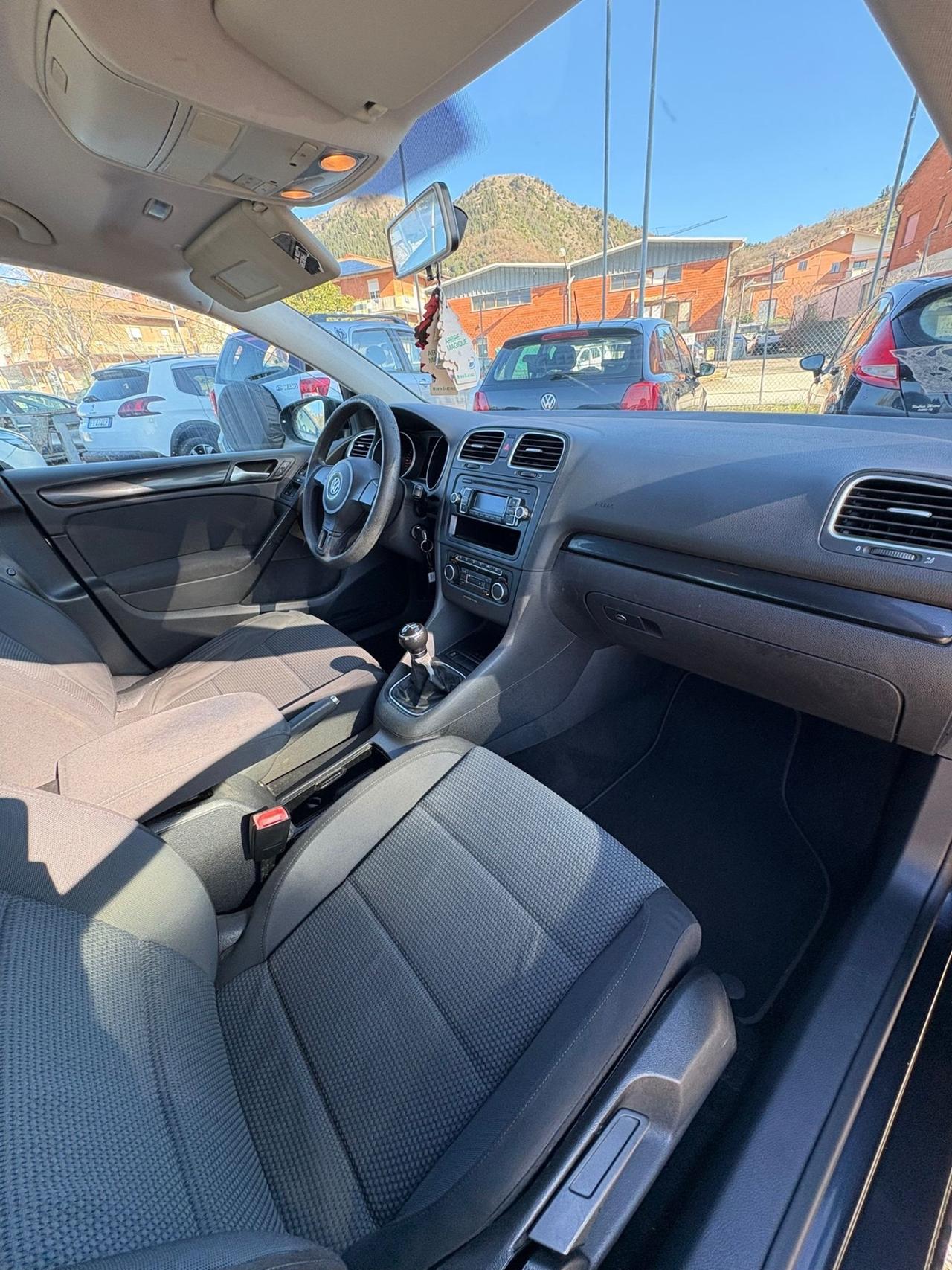 Volkswagen Golf 6 1.6 TDI 2012 SI NEOPATENTATI