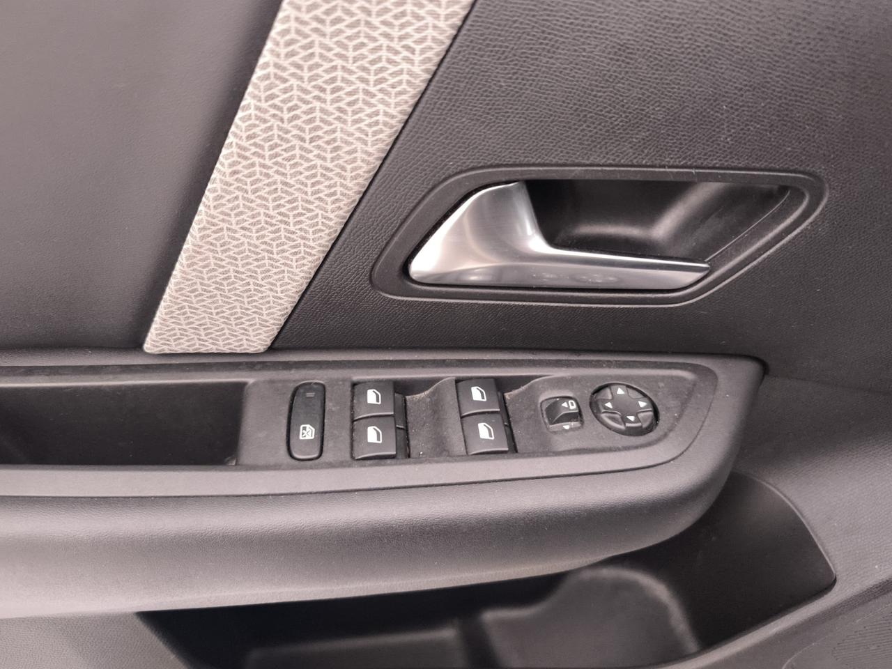 CITROEN C4 III 2021 - C4 1.2 puretech Shine s&s 130cv eat8