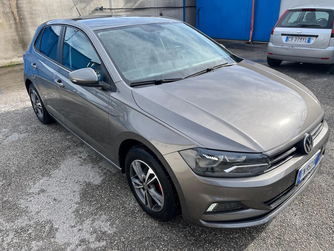 Volkswagen Polo 5P-1/0 benz-full-2018