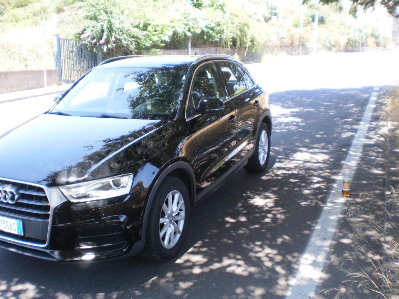Audi Q3 2.0 TDI 120 CV S tronic Sport