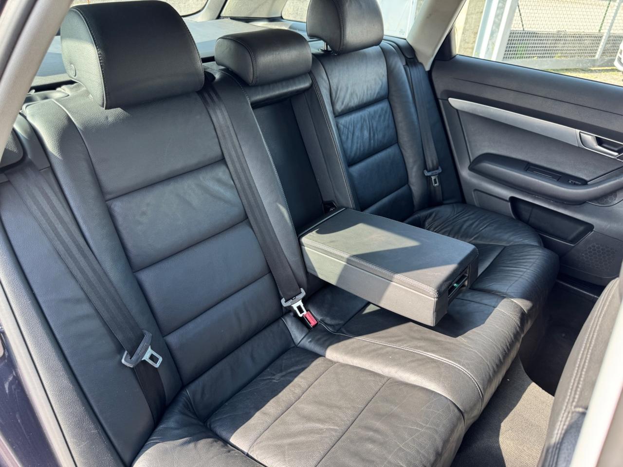 Audi A6 Avant 3.0 V6 TDI quattro tiptronic