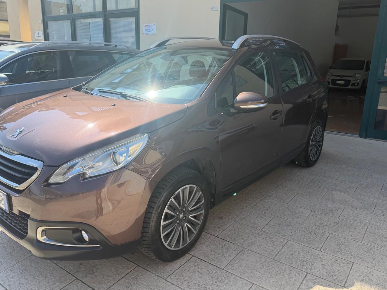 Peugeot 2008 1.6 e-HDi 115 CV Stop&Start Allure