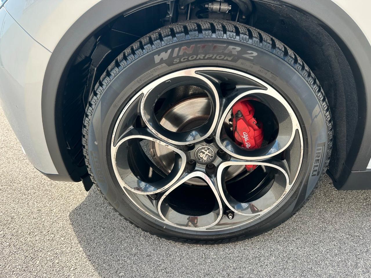 Alfa Romeo Stelvio 2.2 t Sprint Q4 190cv auto