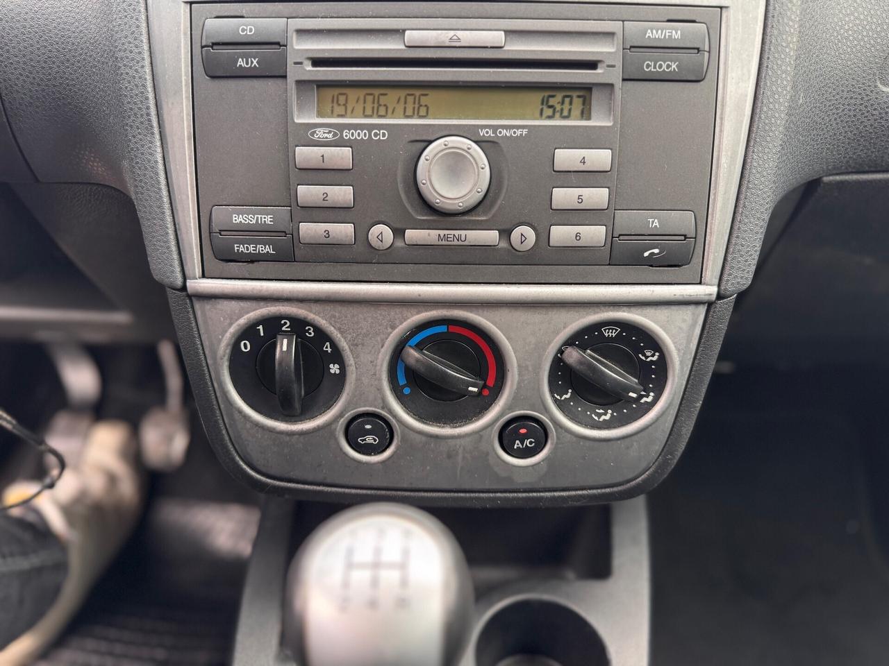 Ford Fiesta 1.4 TDCi 5p. Titanium