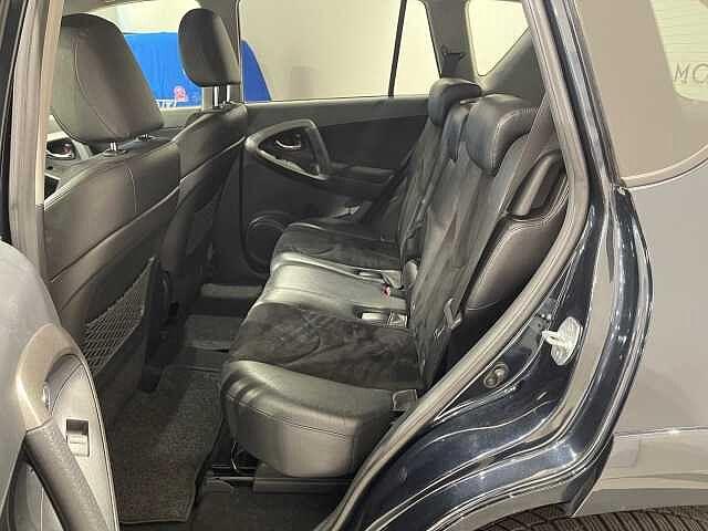 Toyota RAV4 2.2 D-CAT A/T 4WD Style