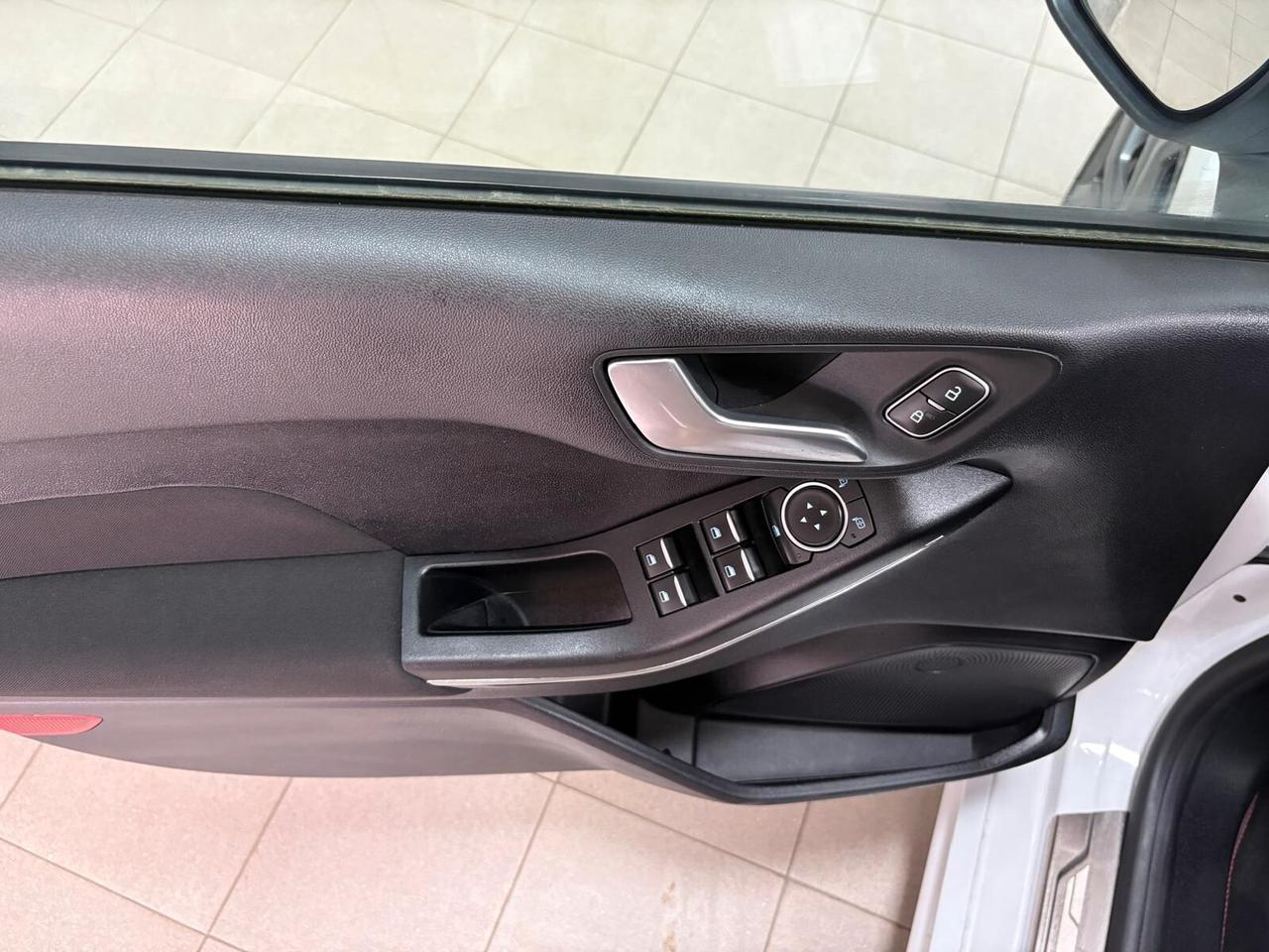 Ford Fiesta 1.0 Ecoboost 95 CV 5 porte ST-Line