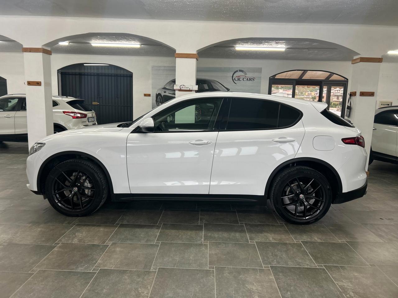 Alfa Romeo Stelvio 2.2 Turbodiesel 210 CV AT8 Q4 Super