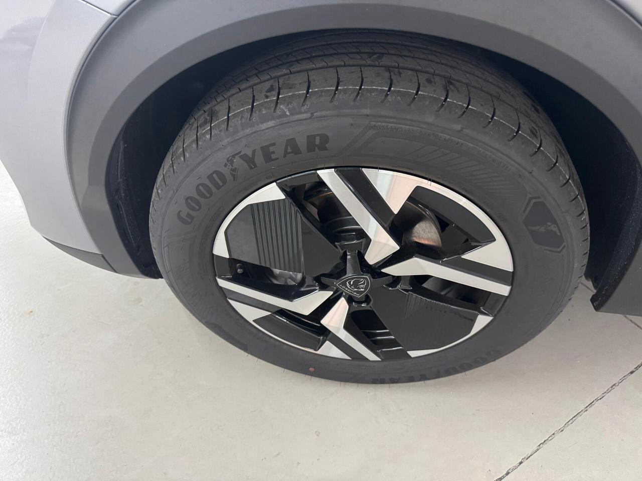 Peugeot 2008 PureTech 100 S&S Allure