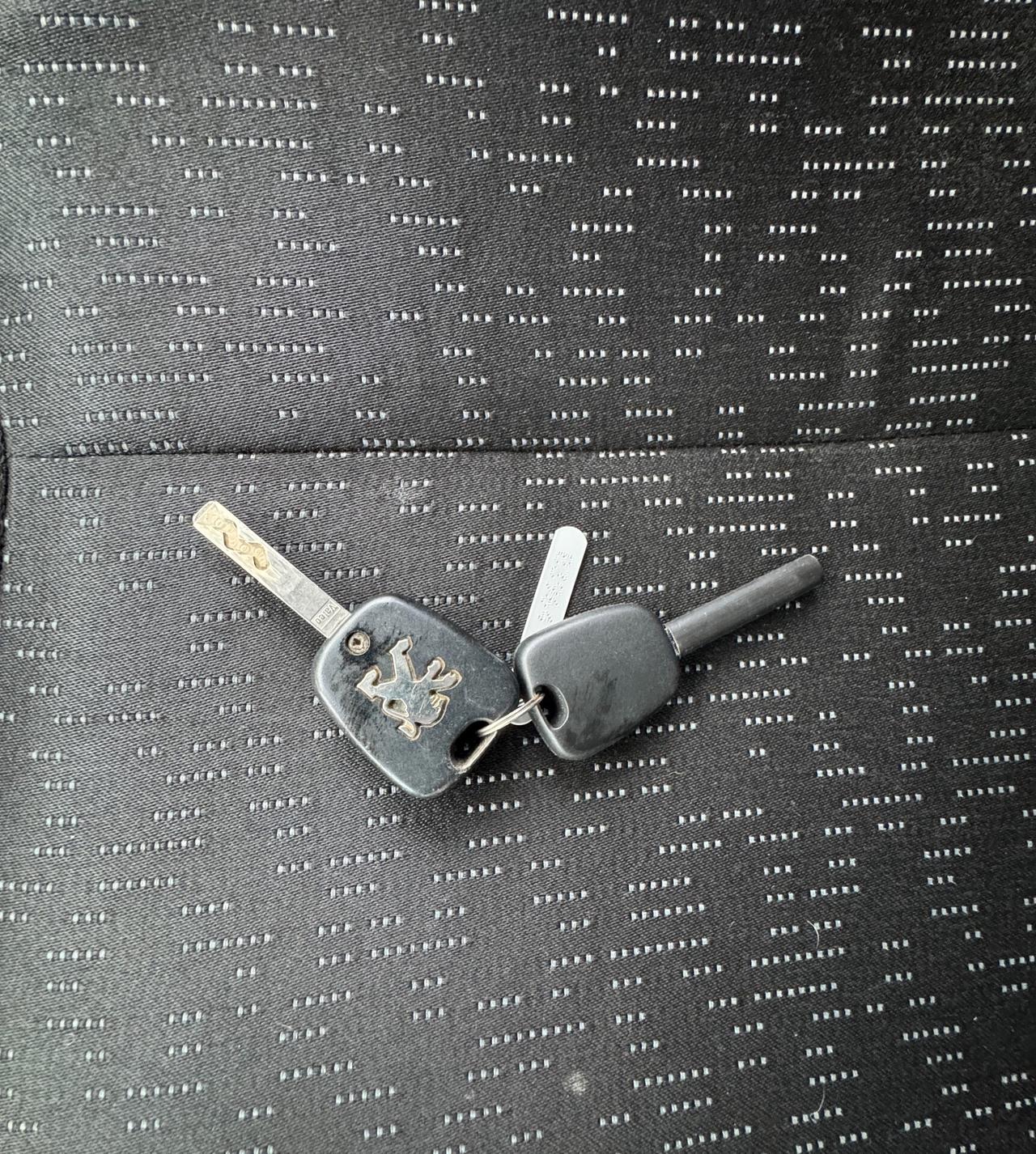 Peugeot 107 1.0 50kW 5P Benz E5 Allure