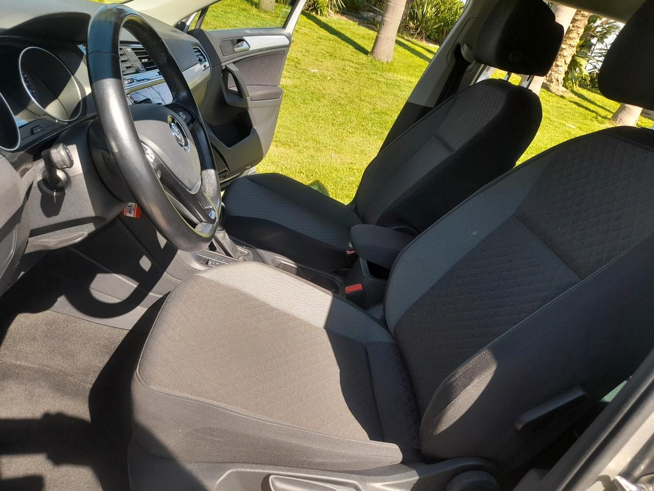 Volkswagen Tiguan 2.0 TDi DSG *FULL OPT* daVETRINA