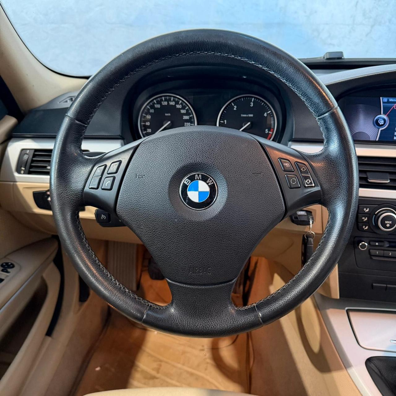 Bmw 320D touring X-DRIVE