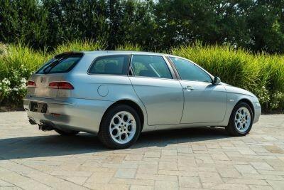 Alfa Romeo 156 JTD 16V DISTINCTIVE - ALF00220