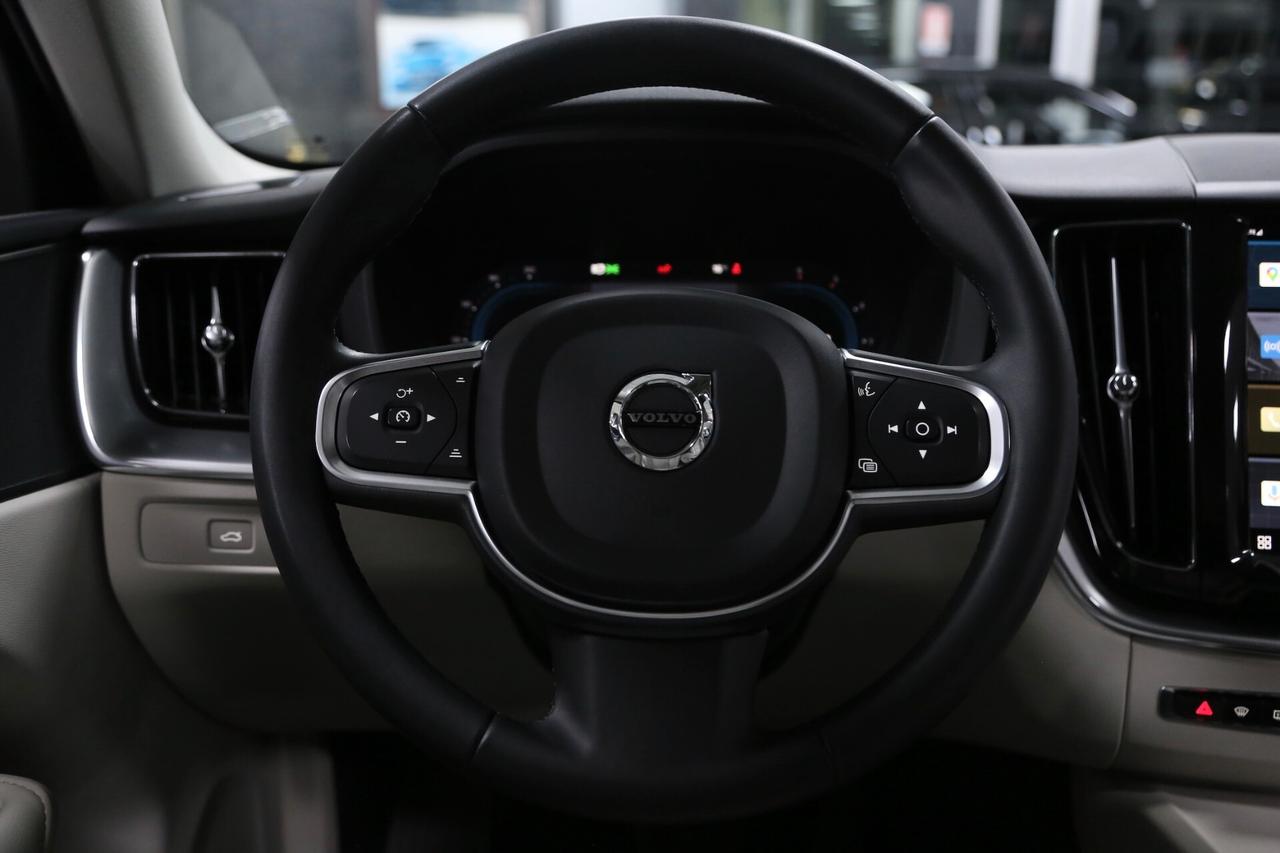 Volvo XC60 B4 D Automatic Core 197 cv