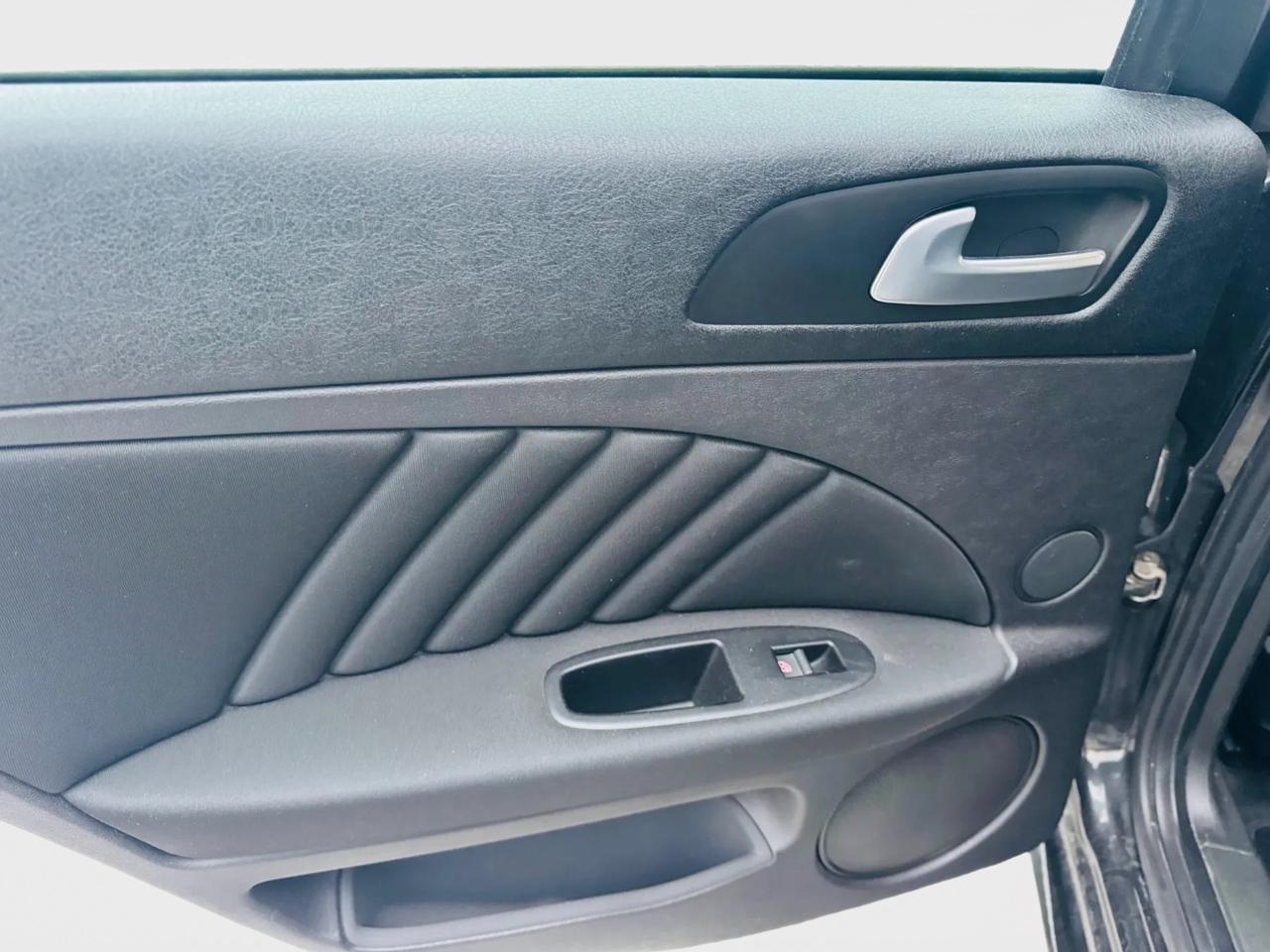 Alfa Romeo 159 2.0 JTDm 2012 tenuta da amatore