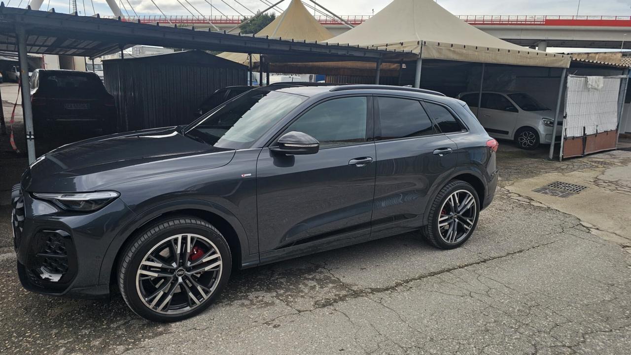 Audi Q5 TDI 150 kW mHEV+ S tronic quattro line edition , Tetto Apribile