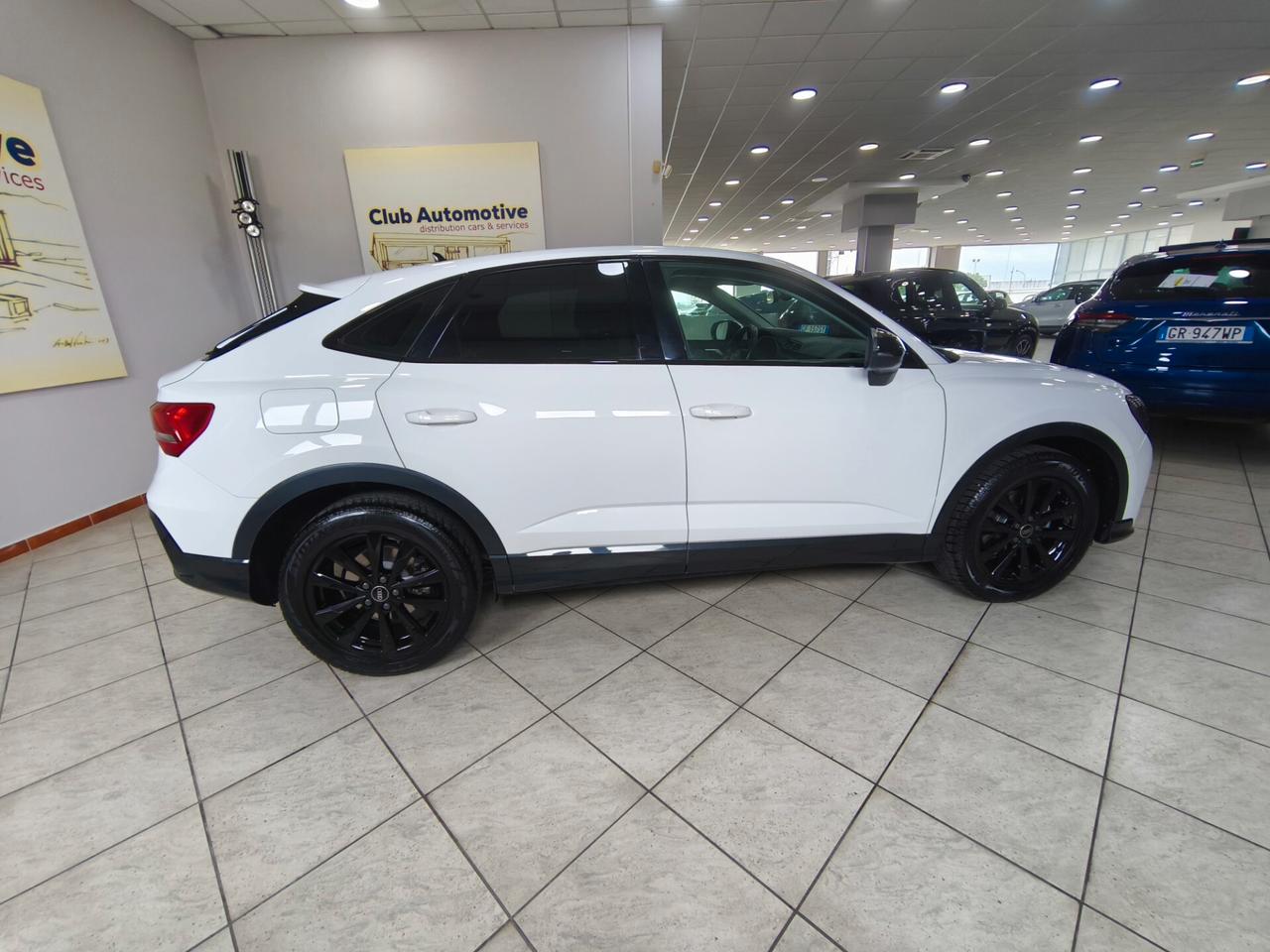 Audi Q3 35 TDI S tronic Business