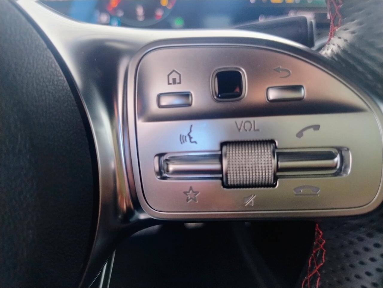 Mercedes-benz A 180 d Automatic Premium Amg-Line