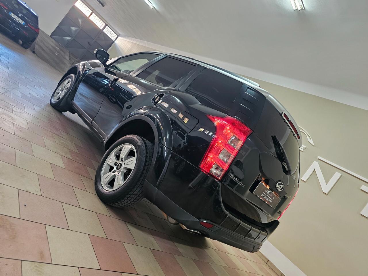 Mahindra XUV500 2.2 16V AWD W8 N1