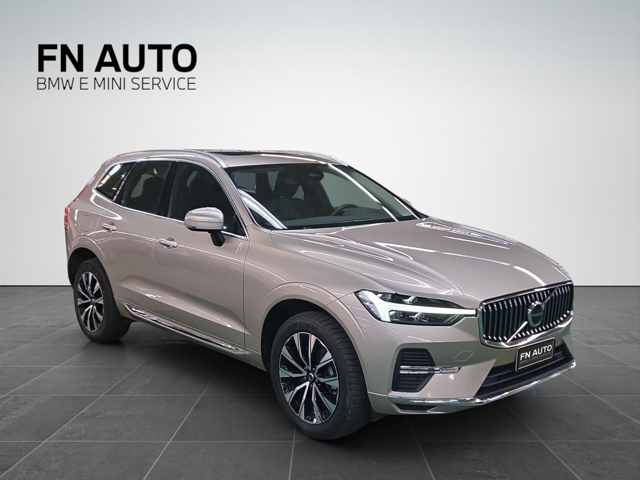 Volvo XC60 B4 (d) AWD automatico Plus Bright