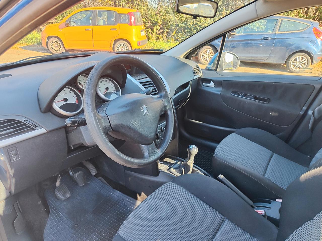 Peugeot 207 1.4 110.000 km