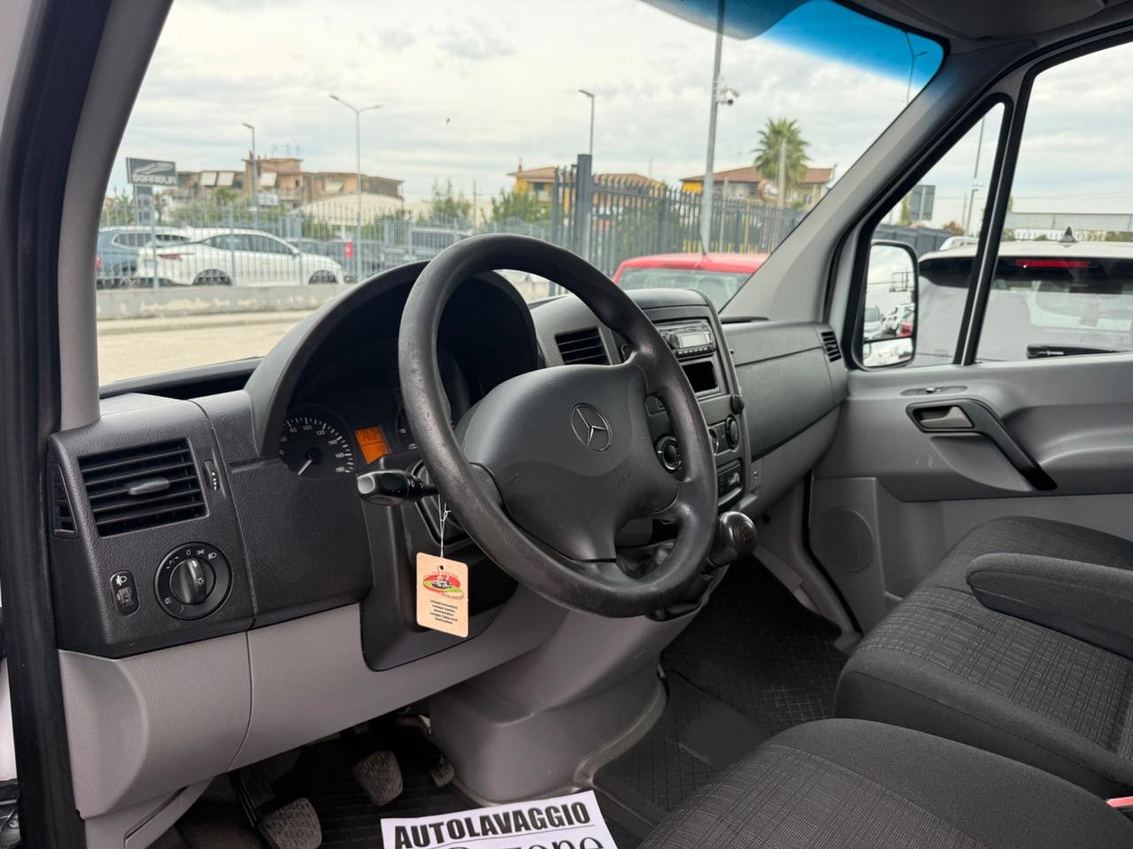 Mercedes Benz Sprinter