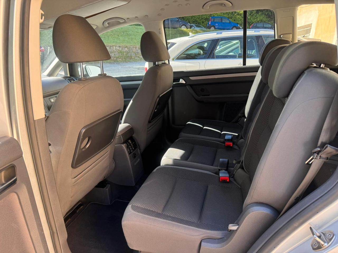 Volkswagen Touran 1.6 TDI Comfortline BMT 7 POSTI GARANZIA 1 ANNO