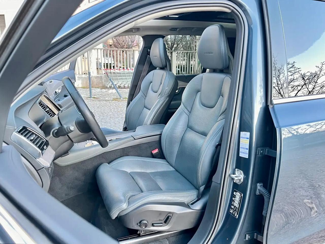 Volvo XC90 T8 Plug-In 303 + 87cv aut.8 AWD 7P-ti Inscription