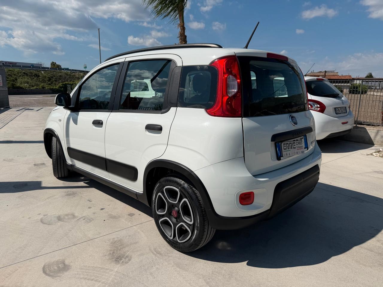 FIAT PANDA ANNO 2022 1.0 HYBRID 70 CV