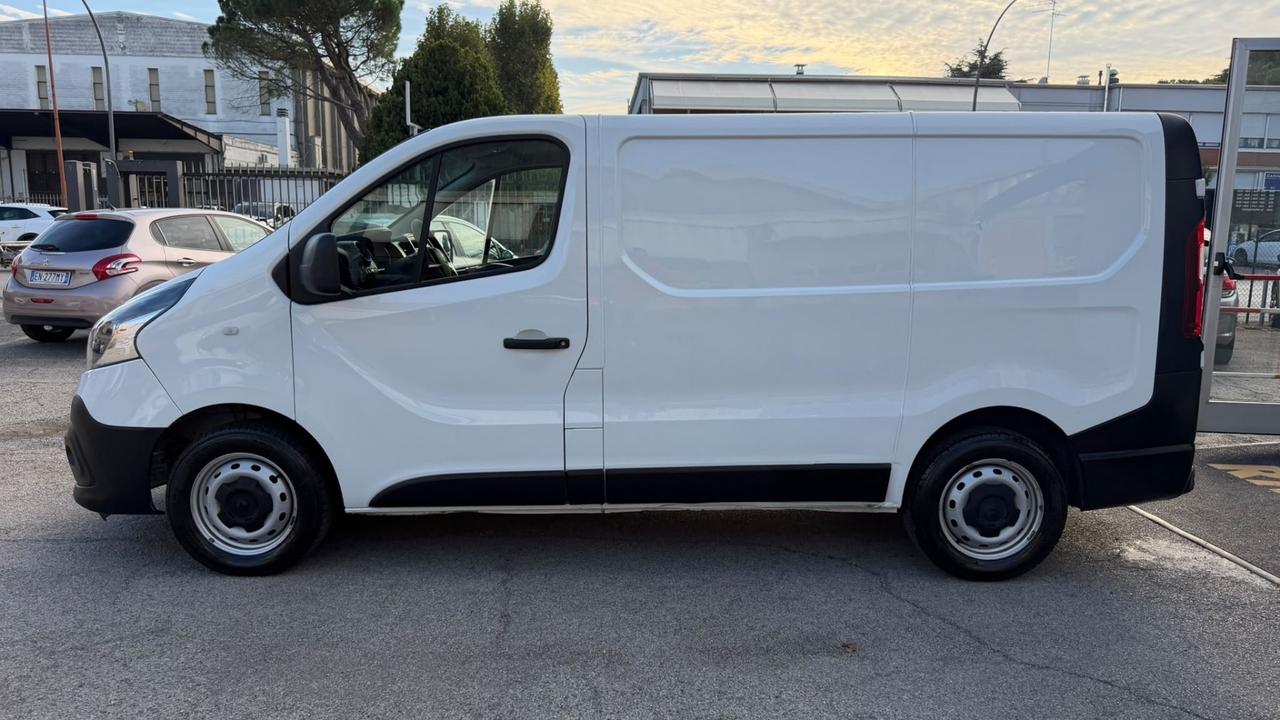 Renault Trafic T27 2.0 dCi 120CV PC-TN Furgone Ice Plus