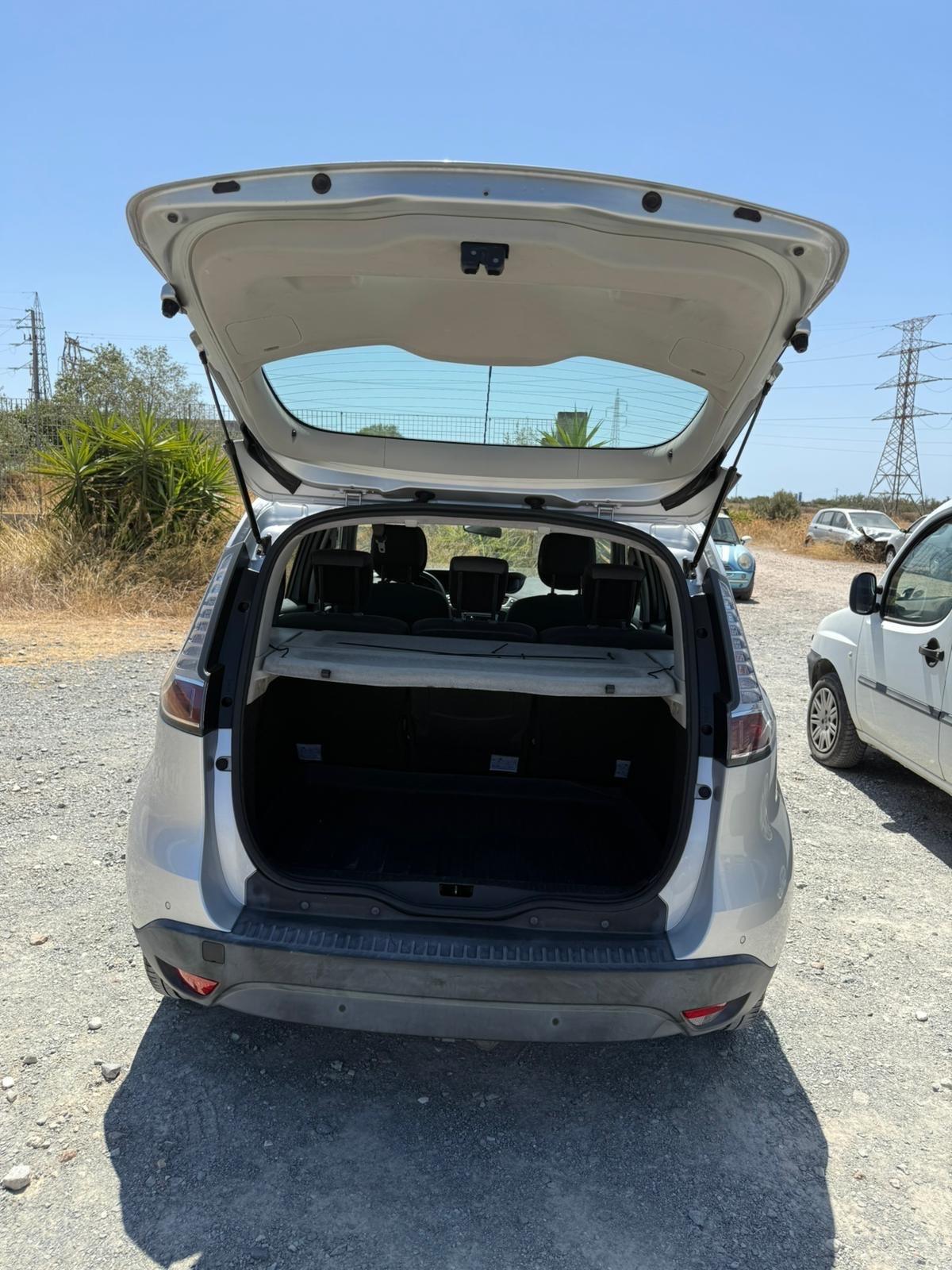 Renault Scénic XMod 1.5 dCi 110CV- Navigatore-Neopatentati
