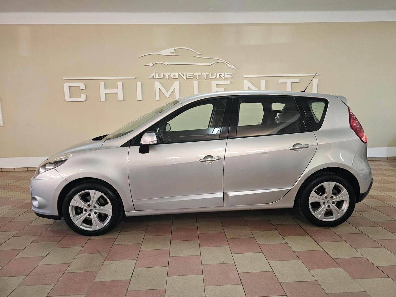 Renault Scenic Scénic X-Mod 1.5 dCi 110CV Luxe