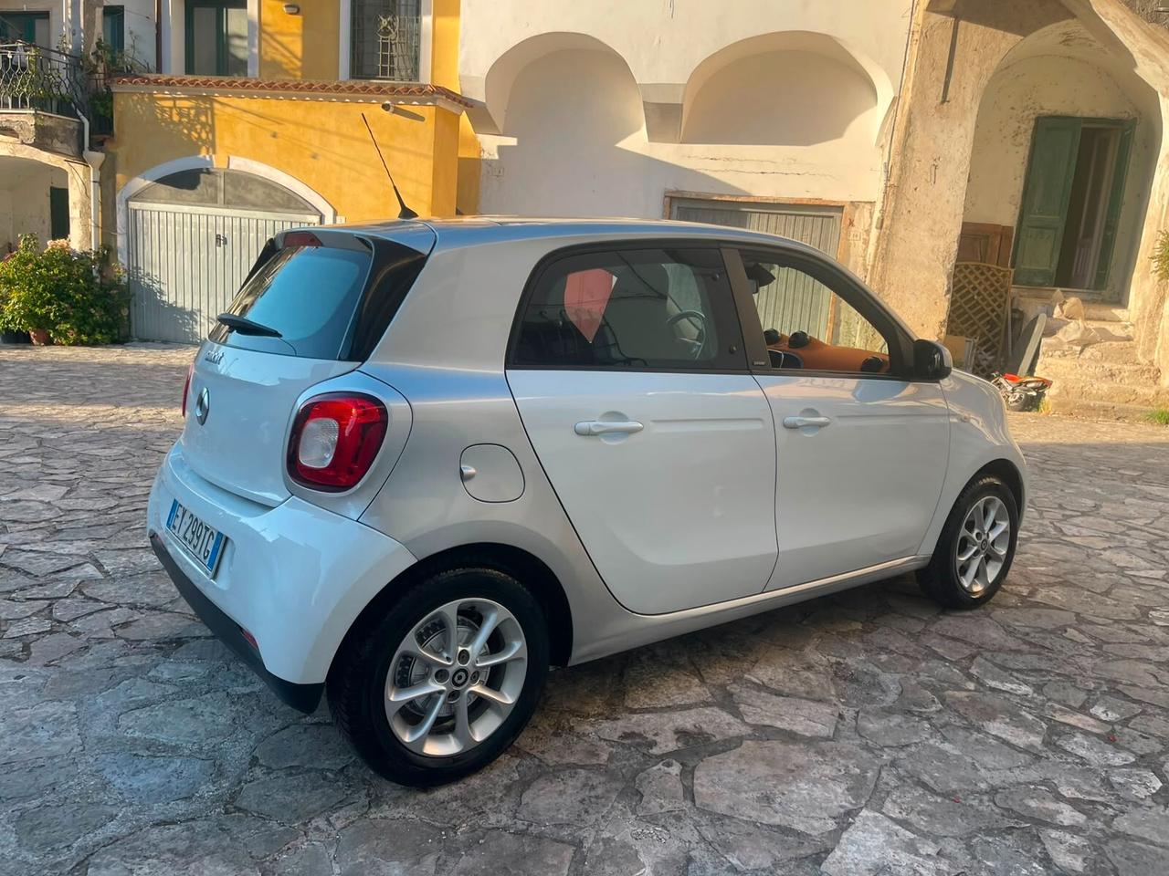 Smart ForFour 70 1.0 Passion