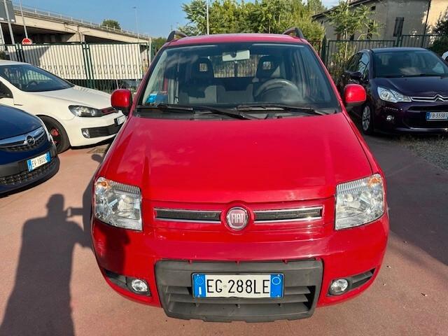 Fiat Panda 1.3 MJT 16V DPF 4x4 Climbing