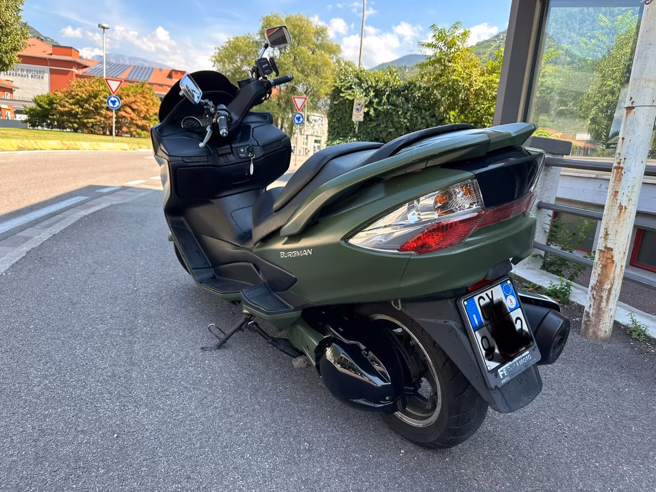 Suzuki Burgman 400