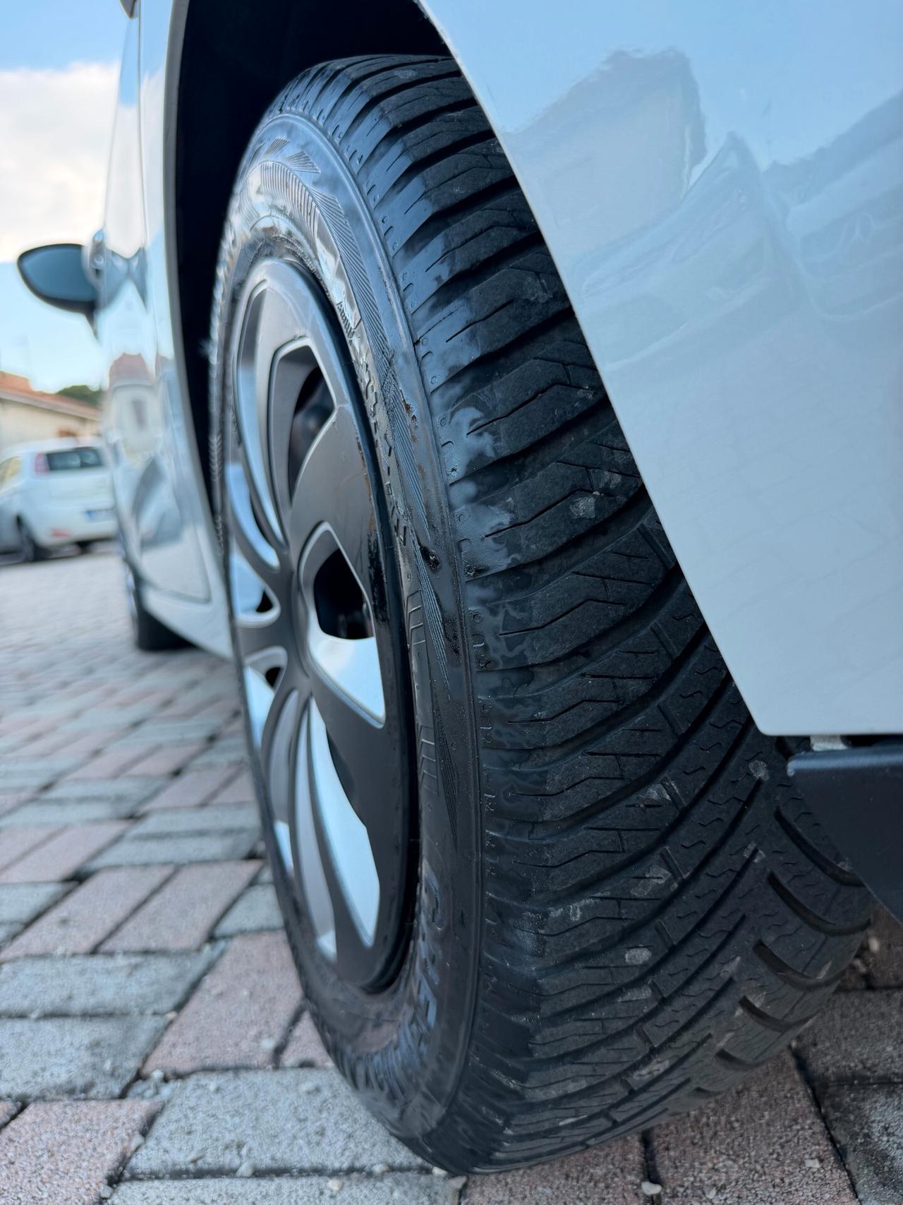 Citroen C3 1.2 VTi 82 Exclusive Metano