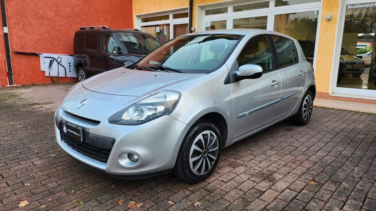 Renault Clio 1.2 16V 5 porte Dynamique