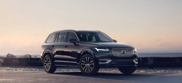 VOLVO XC90 T8 Recharge AWD Plug-in Hybrid aut. 7 posti