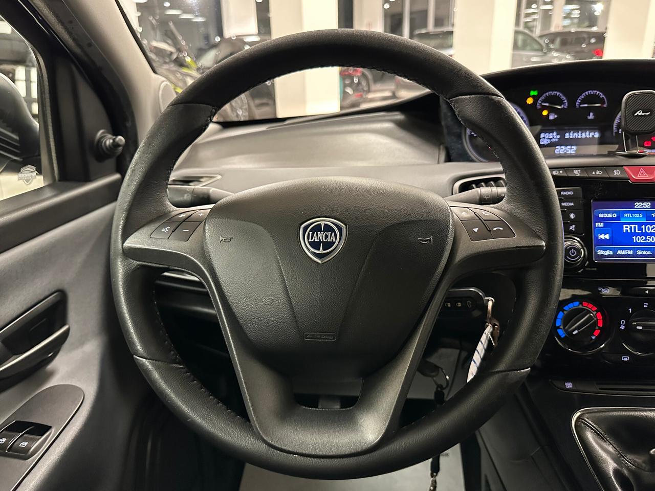 Lancia Ypsilon 1.3 MJT 16V 95 CV 5 porte S&S Gold - 2016