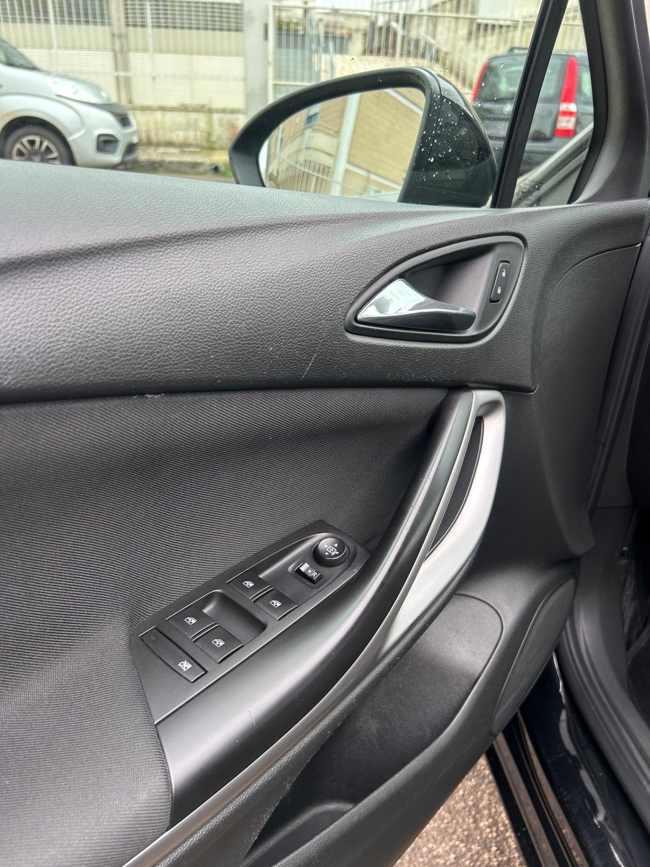 Opel Astra 1.6 110 CV 5 porte-2019/NAVI