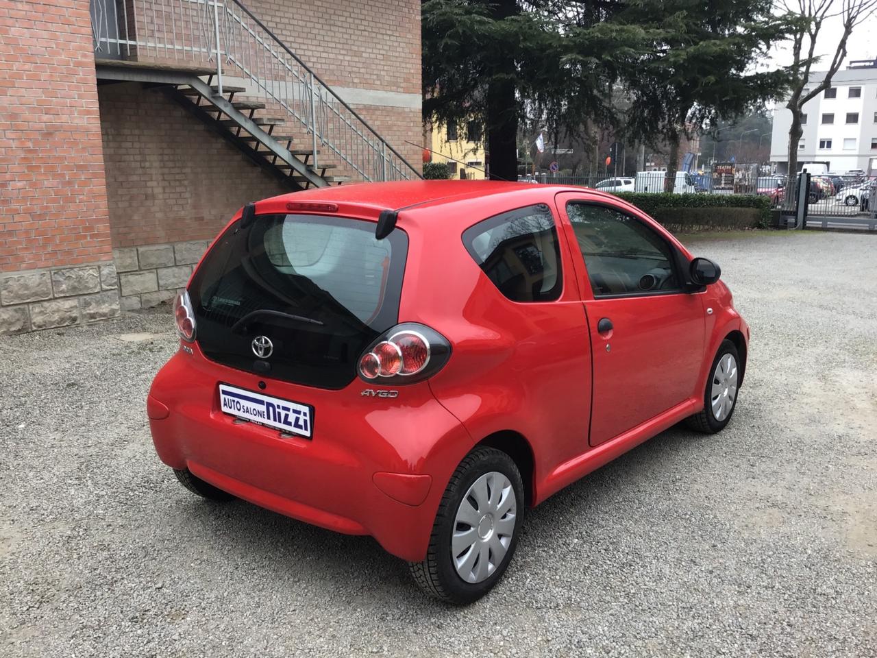 Toyota Aygo 1.0 12V VVT-i 3 porte Sol
