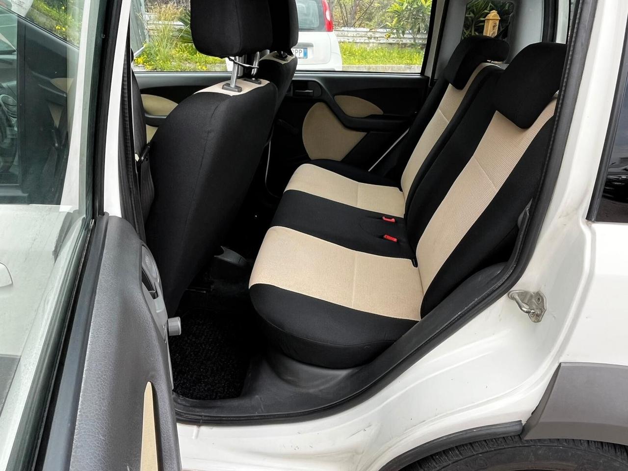 Fiat Panda 1.3 MJT 16V DPF 4x4 Climbing