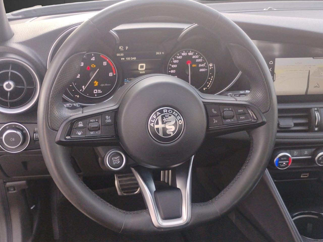 Alfa Romeo Giulia 2.2 t Super.160cv .NAVI.TELECAMERA