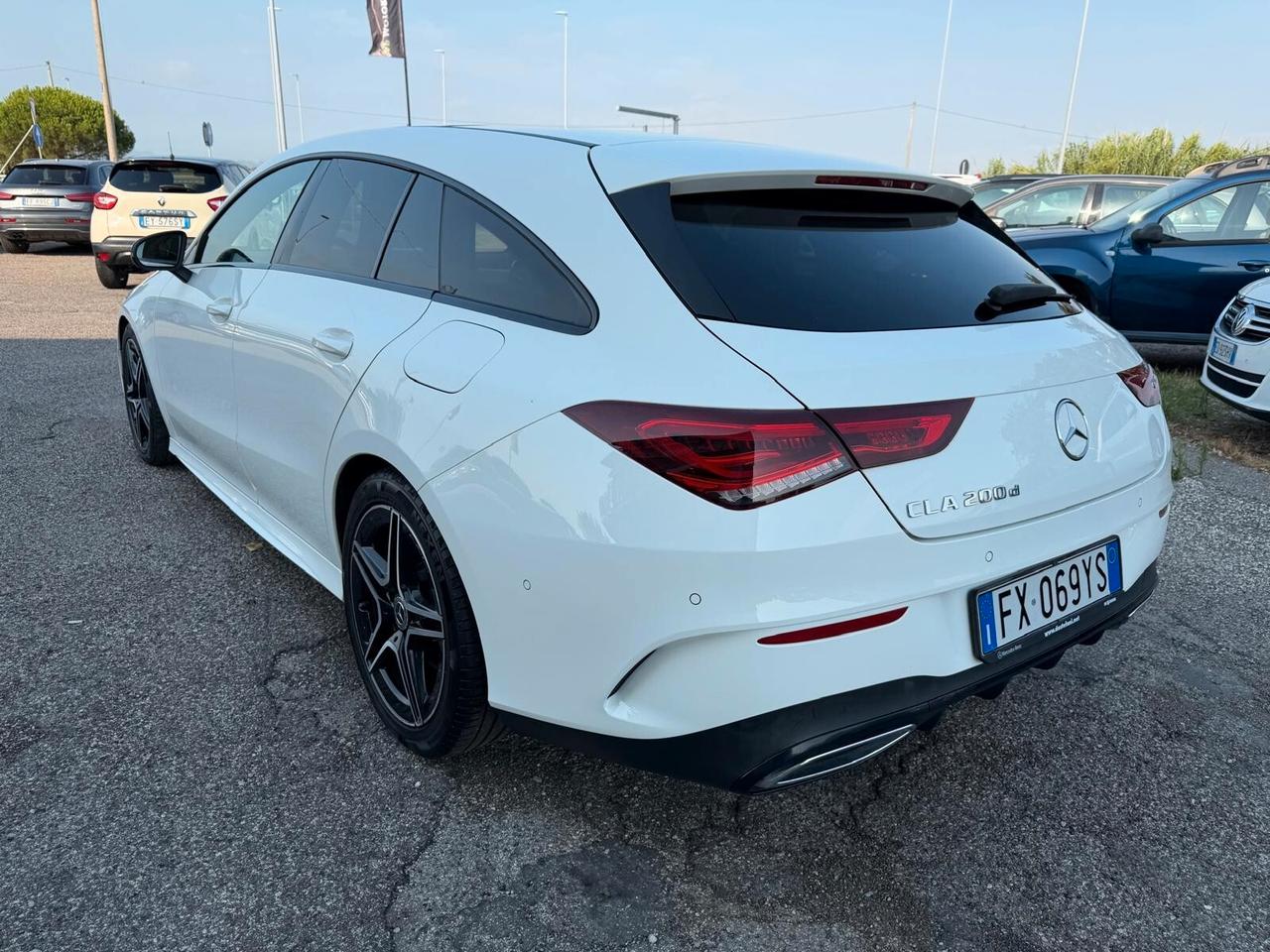 Mercedes-benz 2019 CLA 200 d Automatic Shooting Brake Premium