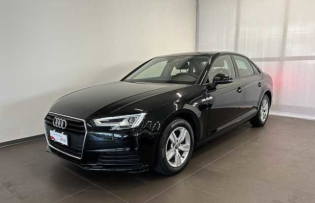 Audi A4 30 TDI S tronic Business