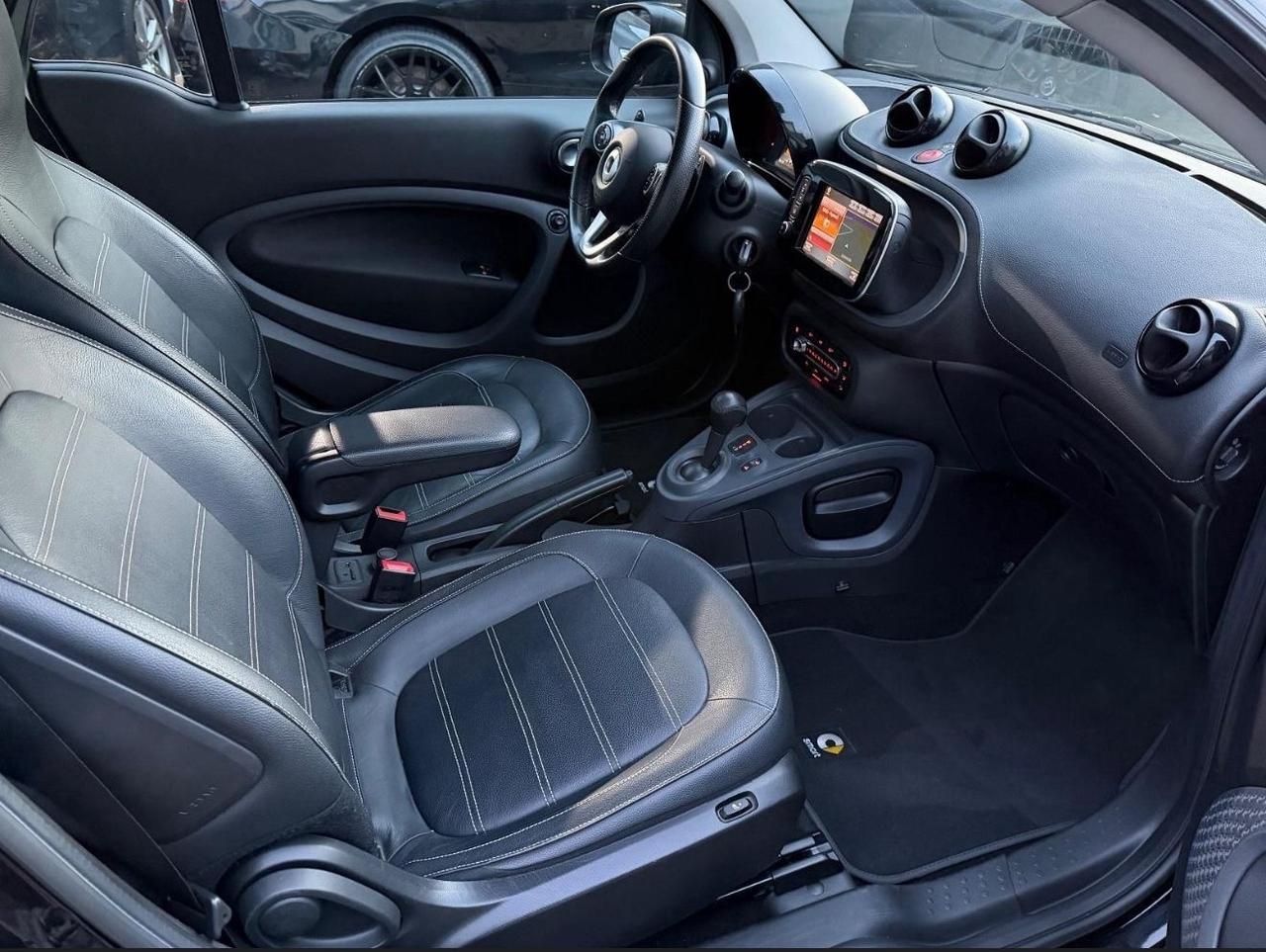 Smart ForTwo 90 0.9 Turbo twinamic cabrio Radical