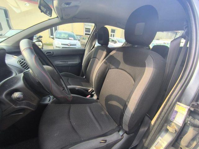 PEUGEOT 206 1.4 5 PORTE ADATTA A NEOPATENTATI