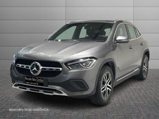 MERCEDES-BENZ GLA 200 Automatic Sport Plus