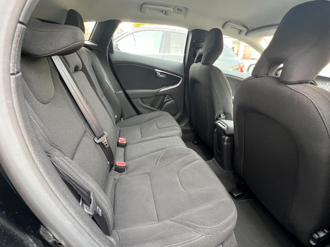 Volvo V40 Cross Country D2 1.6 Momentum