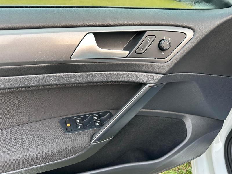 Volkswagen Golf 1.2 TSI Trendline BlueMotion Technology Ok Neopatentati