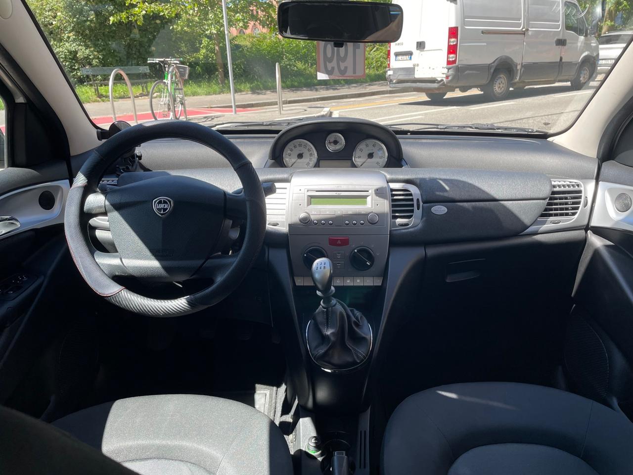 Lancia Ypsilon 1.2 69 CV/1PROP/GARANZIA 12 MESI